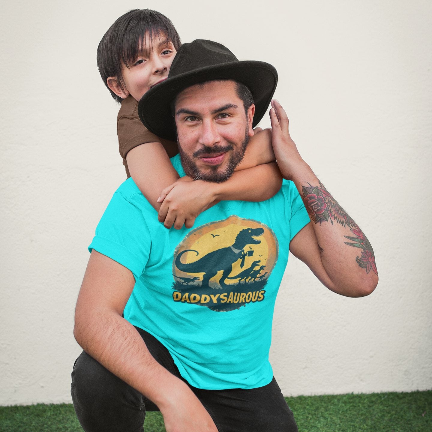 Daddysaurous T-Shirt – Prehistoric Dad Life Retro Tee